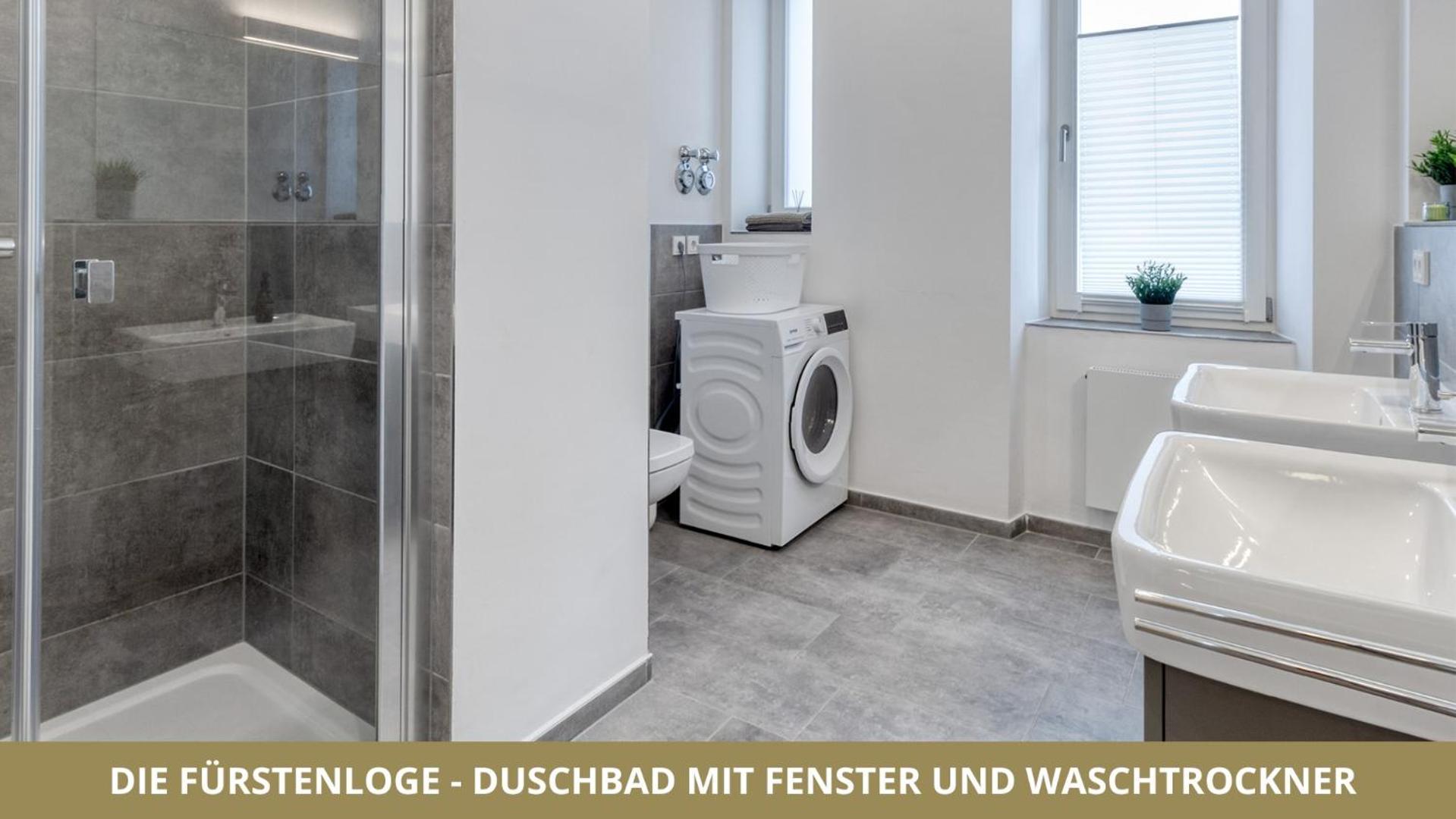 Neu Fewo Fuerstenloge 1-6 Pers Hinter Dem Markgraeflichen Opernhaus - 2 Schlafzimmer Mit Boxspringbetten 4 Einzel Oder 2 Doppelbetten, Balkon Und Einbaukueche, Barrierearm Bayreuth Exterior foto